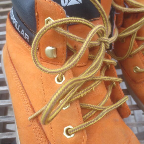 Caterpillar Men's Poe Chukka Leather Boots - Size 10. - Picture 11 of 11